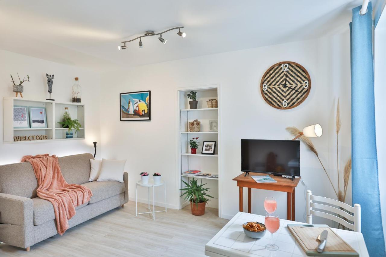 Sunny Studio Terrasse, Hypercentre La Plage A 2 Pas ! เลส์ซาบล์-โดล็อนน์ ภายนอก รูปภาพ